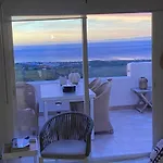 Spectacular Sea View La Mairena Golf & Paddle & Tennis Included 公寓