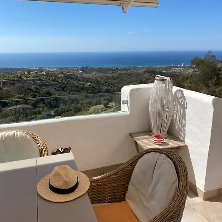 Spectacular Sea View La Mairena Apartment *