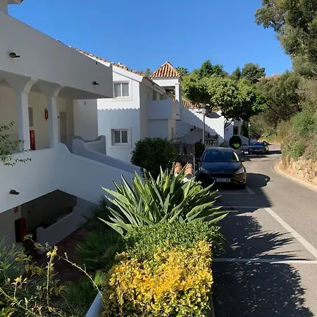 Spectacular Sea View La Mairena Apartment *