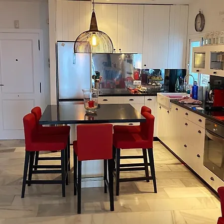 Spectacular Sea View Duplex Near Apartment Marbella