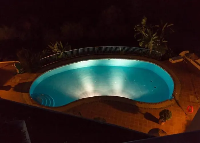 Spectacular Sea View Duplex Near ماربيا