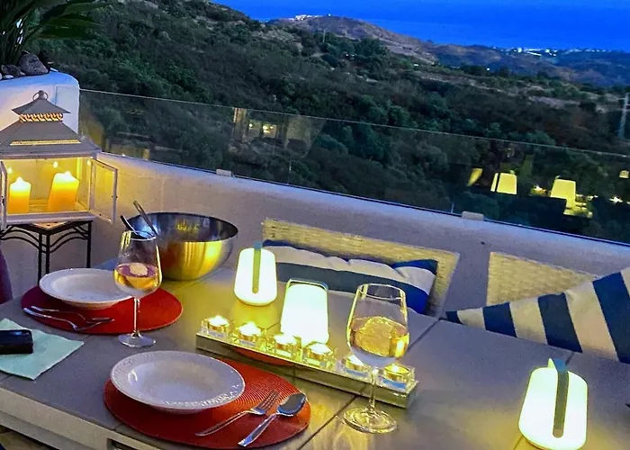 Spectacular Sea View La Mairena Golf & Paddle & Tennis Included Apartament Marbella